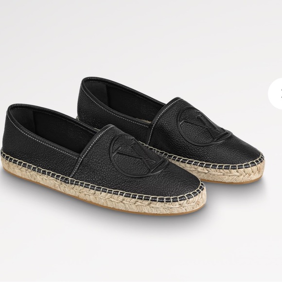LOUIS VUITTON
Black Pebbled Leather Starboard
Espadrille Flats Size 38 - Picture 3 of 9